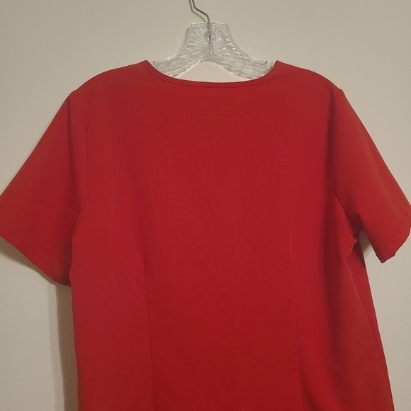 FIGS | Women's Red V-Neck One Pocket Scrubs Top (Size Medium) - Picture 10 of 12